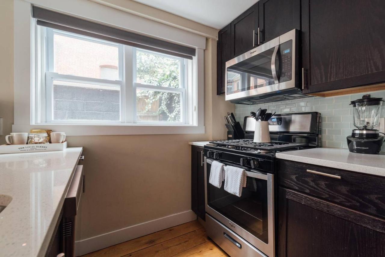 Renovated & Modern Home In Downtown Philly Philadelphia Exterior photo
